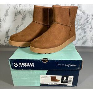 Magellan Outdoors Womens Slip-On Cozy Boots Size 9 Medium Faux Suede Upper & TPR
